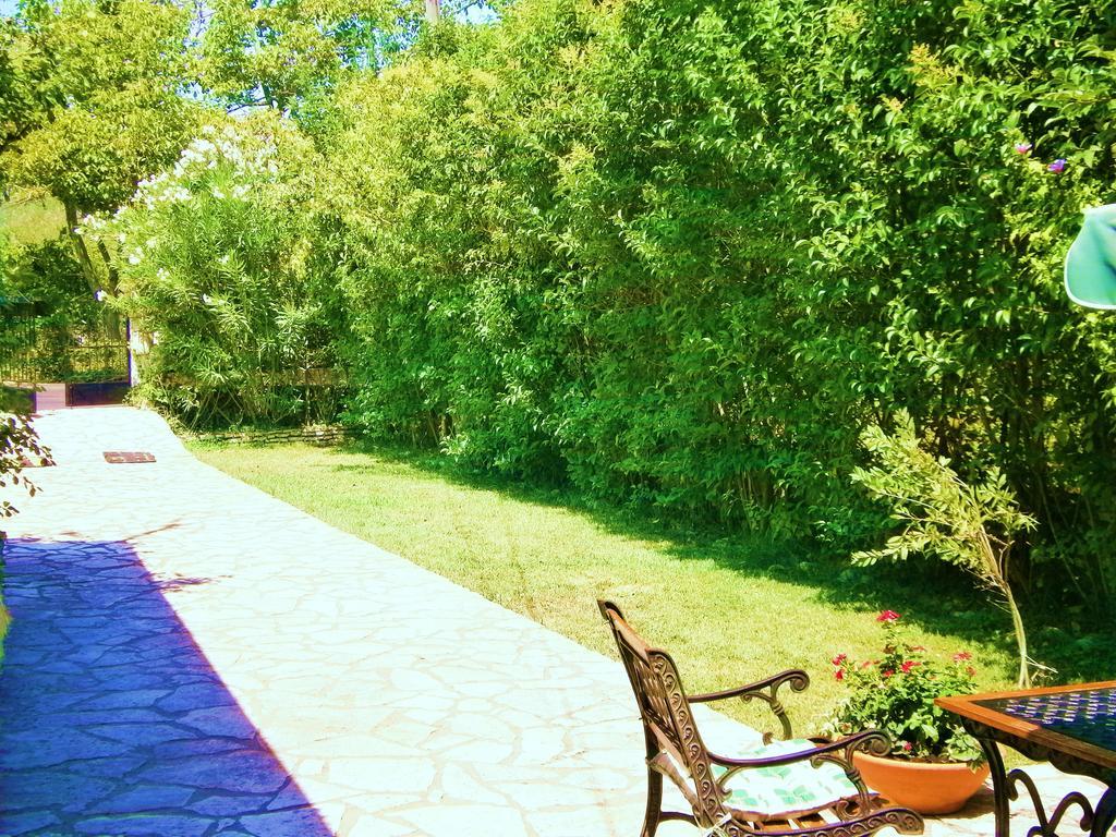 Villa Frias Asprogerakata Rom bilde